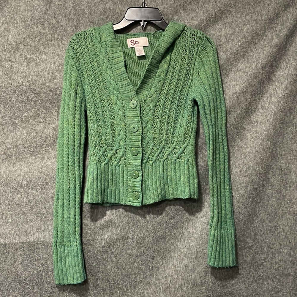 3/$18 🌺 Knitted Green Hooded Sweater, juniors size medium